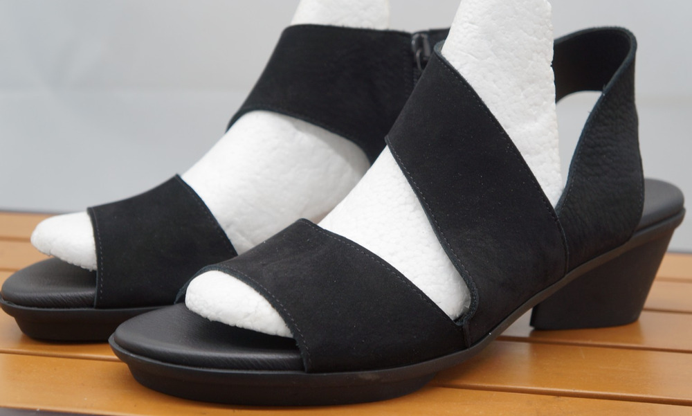 New! Arche Jaylhy sandals in black Nubuck Made in France Size 40 US 9